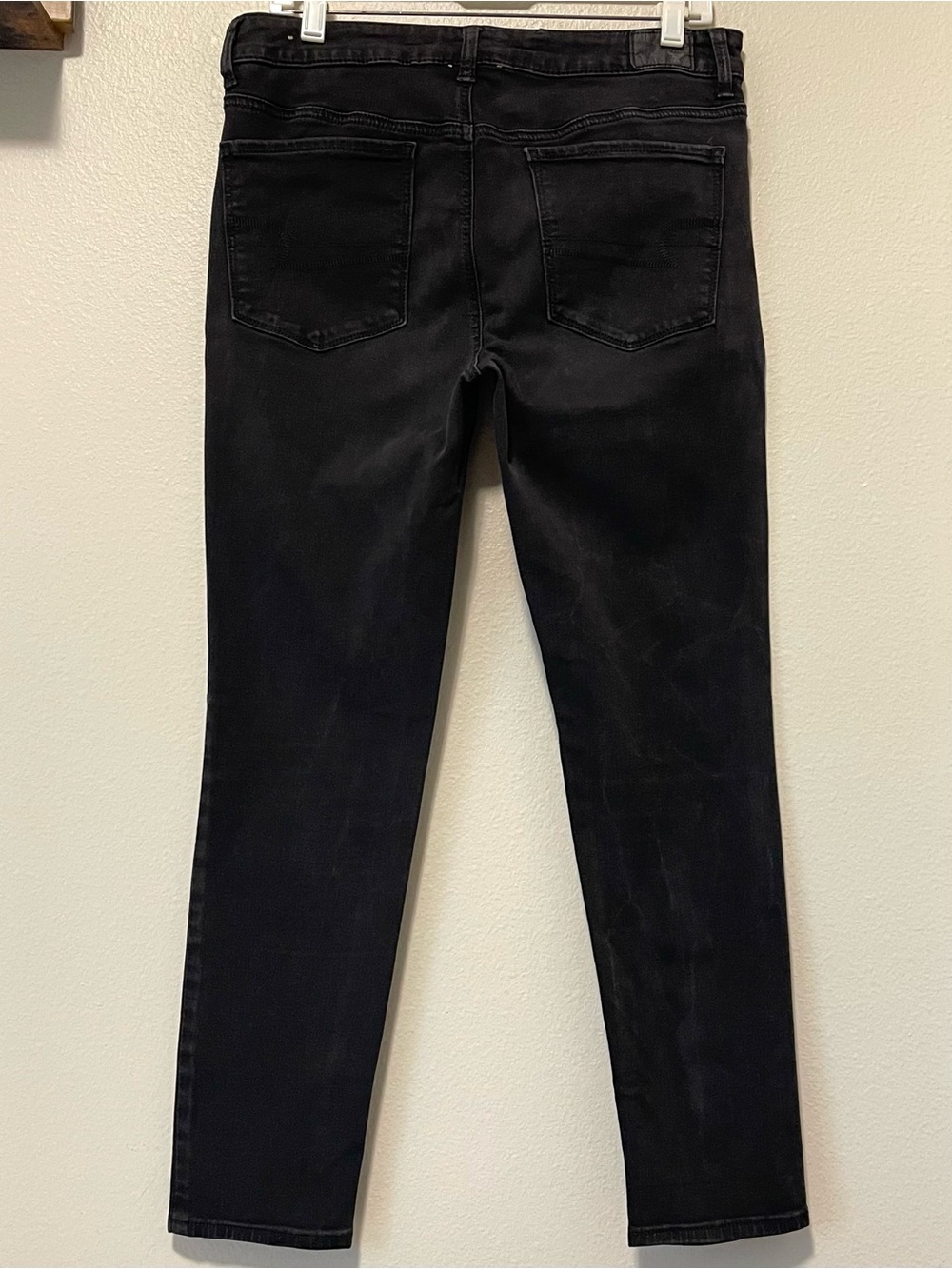 American Eagle Hi-Rise Jegging - Super Super Stretch Black Wash - Size 12 Short - Picture 5 of 9